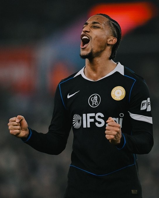 实时开奖-7场3球1助！官方：若昂·佩德罗当选切尔西3月最佳球员